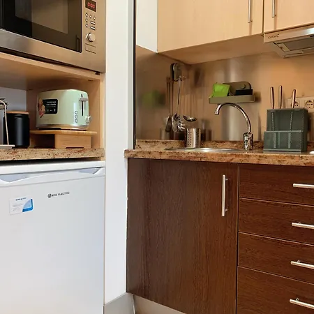 Marques De Teverga , Centro アパート *