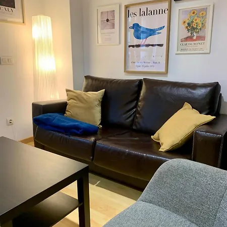 Marques De Teverga , Centro * オビエド