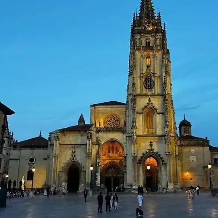 アパート Marques De Teverga , Centro オビエド