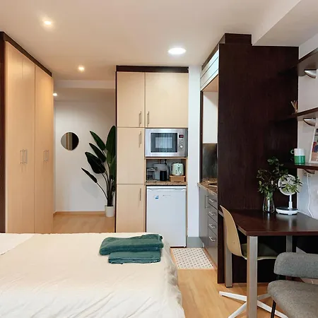 Marques De Teverga , Centro * オビエド